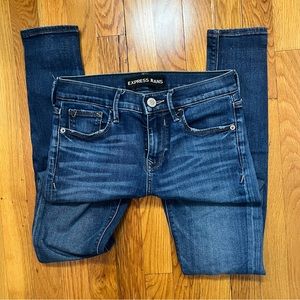 Express Mid Rise Legging Jean